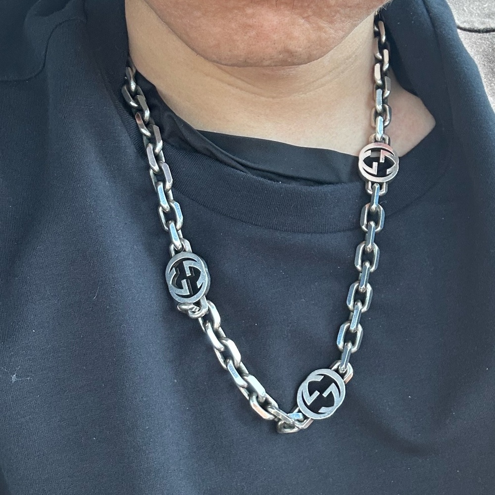gucci necklace , rare   no longer being sold on website
